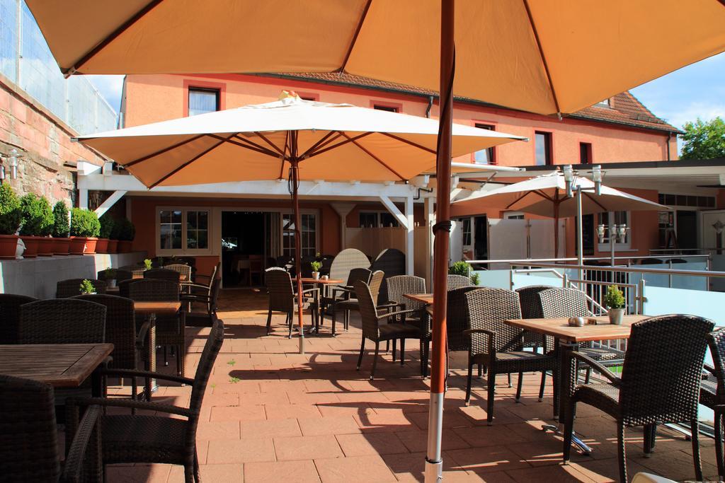 Hotel Restaurant Reichsadler Buchen  Oda fotoğraf