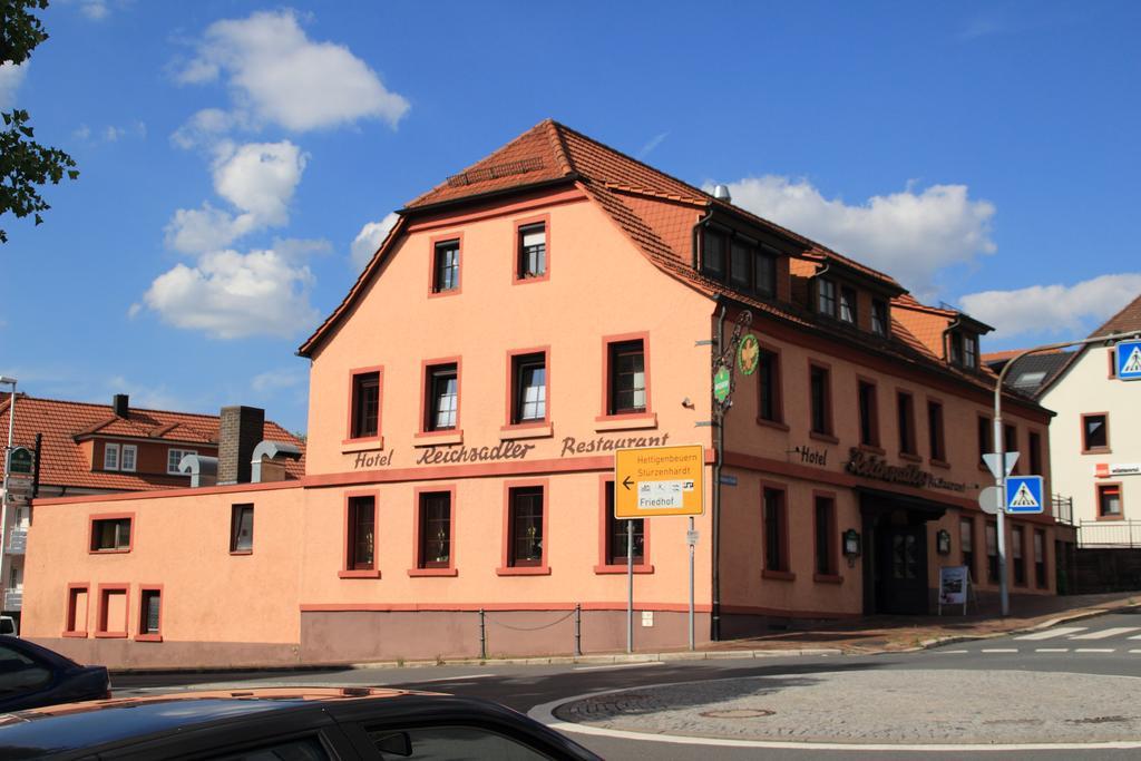 Hotel Restaurant Reichsadler Buchen  Oda fotoğraf