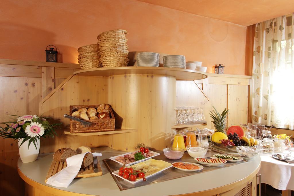 Hotel Restaurant Reichsadler Buchen  Dış mekan fotoğraf